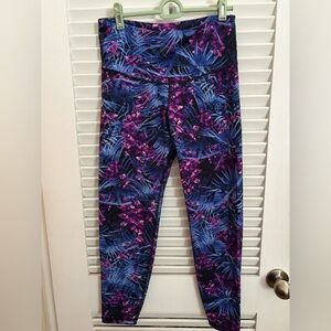 Bright and fun Old Navy Active leggings M